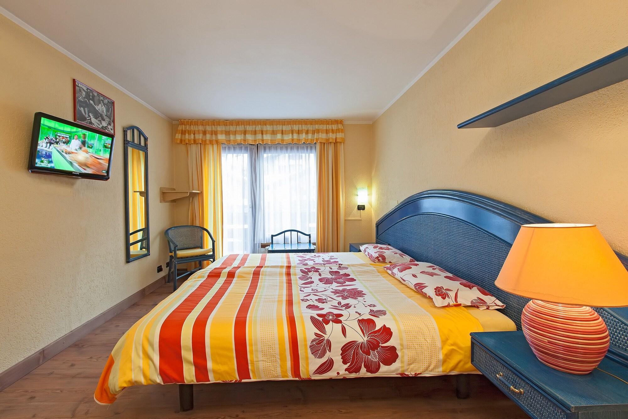 Hotel Margherita ليفينو المظهر الخارجي الصورة